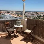 Tavira Apartment アパート タヴィラ
