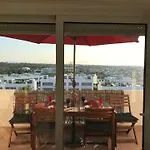 アパート Tavira Apartment タヴィラ